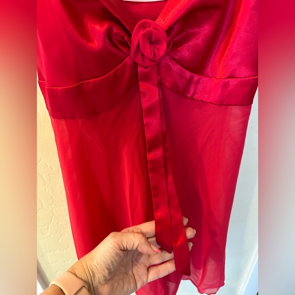 Victoria’s Secret Red Chemise Gown Panty Set - Picture 2 of 10